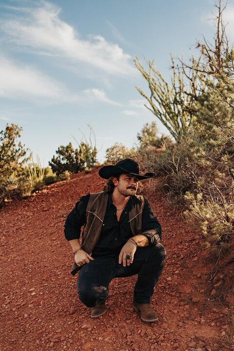 Groom poses for Sedona Wedding Photo