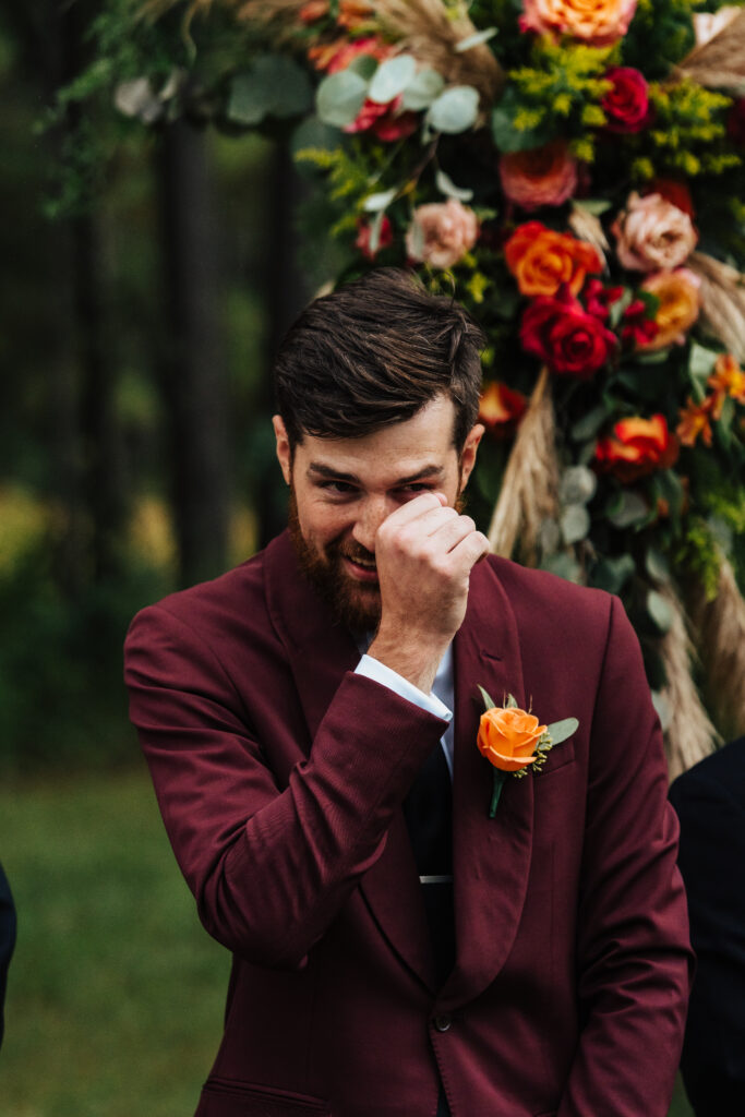 grooms reaction to bride at three oaks farm