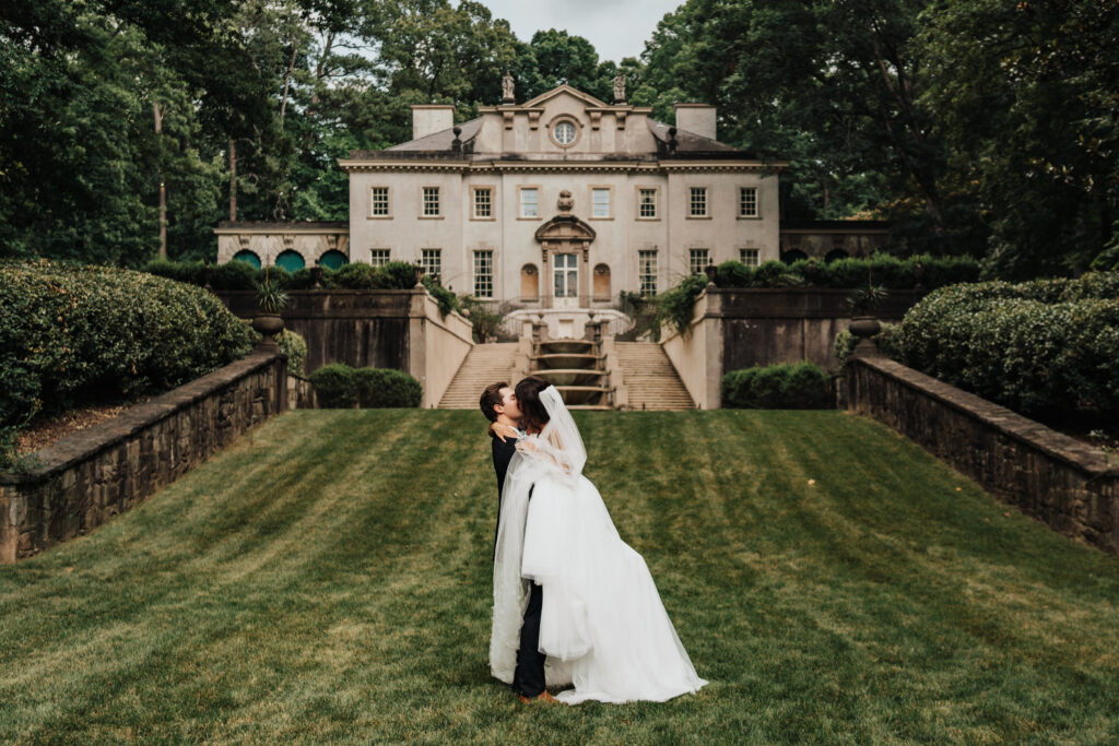 Swan House Wedding Bride and Groom